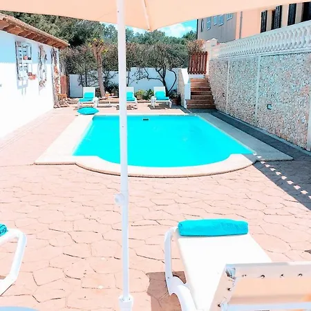 Mariposa Con Piscina Privada